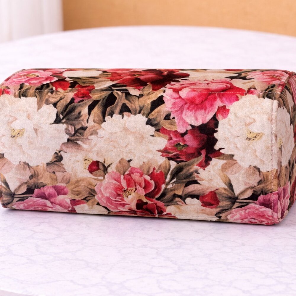 🌸 Floral Women’s Bag | Like New | Elegant & Spacious